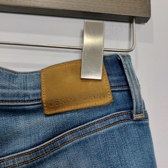 Aritzia Denim Forum The Lola High Rise Skinny Crop Size 28 - Picture 6 of 8